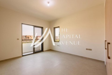Villa de 5 dormitorios en Khalifa City, UAE No. 86672 9