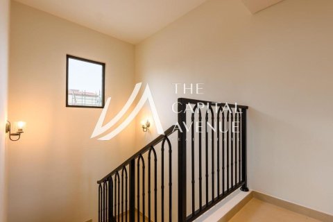 Villa de 5 dormitorios en Khalifa City, UAE No. 86672 12
