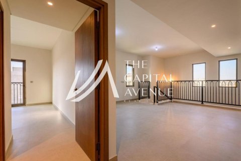 Villa de 5 dormitorios en Khalifa City, UAE No. 86674 7