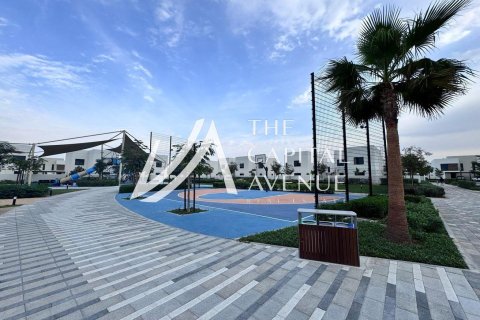Townhouse de 3 dormitorios en  Yas Island, UAE No. 86675 2