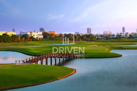 Appartement de 2 chambres à Emirates Hills, UAE No. 84333 12