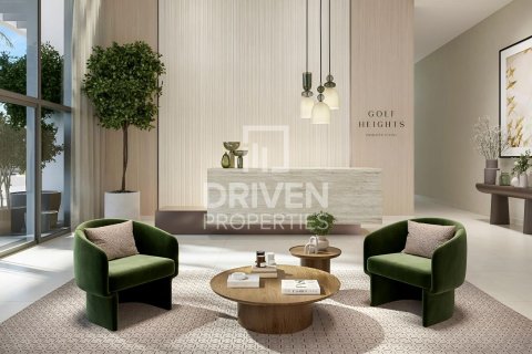 Appartement de 2 chambres à Emirates Hills, UAE No. 84333 3