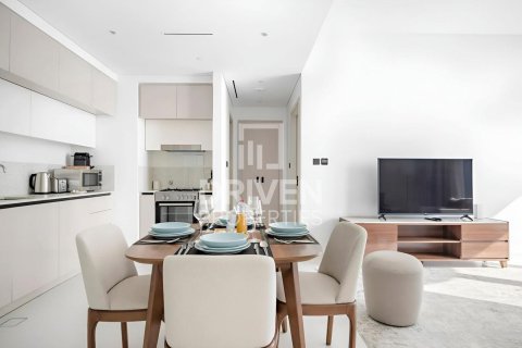 Appartement de 1 chambre à EMAAR Beachfront, UAE No. 84706 3