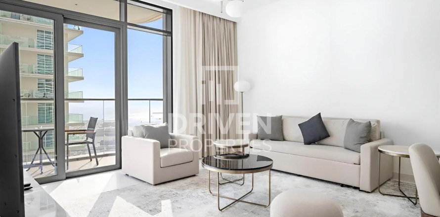 Appartement de 1 chambre à EMAAR Beachfront, UAE No. 84706