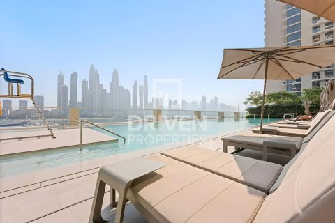 Appartement de 1 chambre à EMAAR Beachfront, UAE No. 84706 16