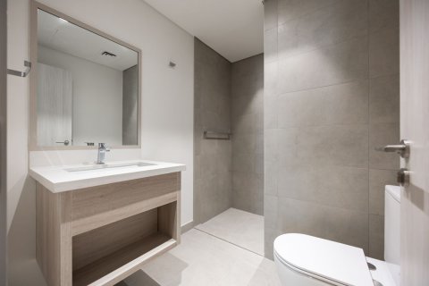 Commercial property de 4 dormitorios en  Yas Island, UAE No. 79651 15