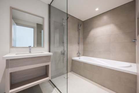 Commercial property de 4 dormitorios en  Yas Island, UAE No. 79651 13