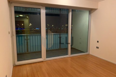 Apartment de 3 dormitorios en Abu Dhabi, UAE No. 101971 14