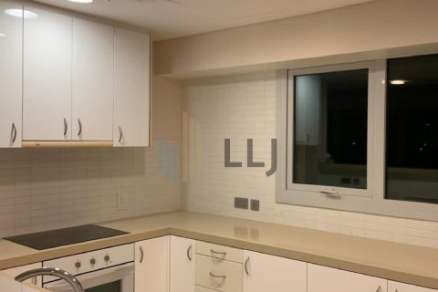 Apartment de 3 dormitorios en Abu Dhabi, UAE No. 101971 7
