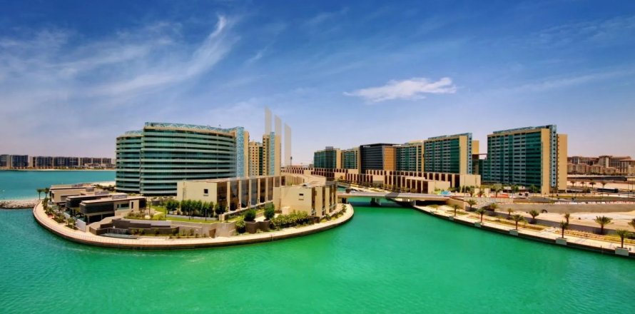 Apartment de 3 dormitorios en Abu Dhabi, UAE No. 101971
