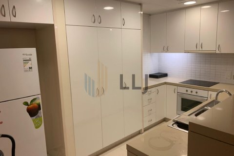 Apartment de 3 dormitorios en Abu Dhabi, UAE No. 101971 10