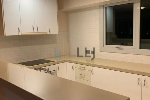 Apartment de 3 dormitorios en Abu Dhabi, UAE No. 101971 9