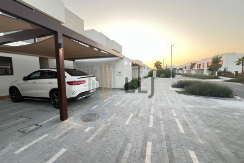3 غرف نوم تاون هاوس على جزيرة ياس, الإمارات العربية المتحدة رقم 102010 2