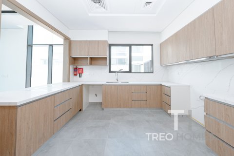Villa de 5 chambres à Al Furjan, UAE No. 81767 8