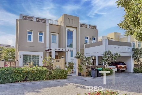 Villa de 4 dormitorios en Rahat, UAE No. 81771 2