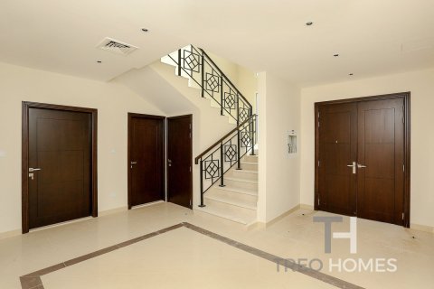 Villa de 4 dormitorios en Rahat, UAE No. 81771 8