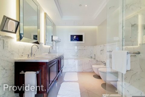 Apartment de 2 dormitorios en ADDRESS BOULEVARD Downtown Dubai (Downtown Burj Dubai), UAE No. 96174 10