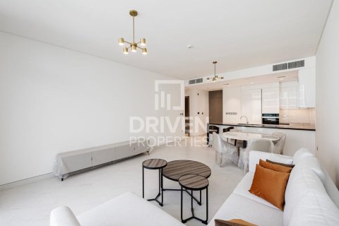 Apartment de 2 dormitorios en District One, UAE No. 84053 1