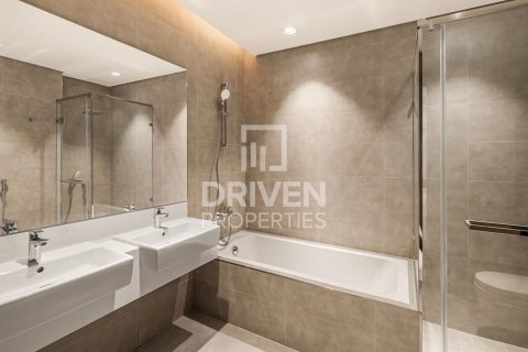 Apartment de 2 dormitorios en District One, UAE No. 84053 9