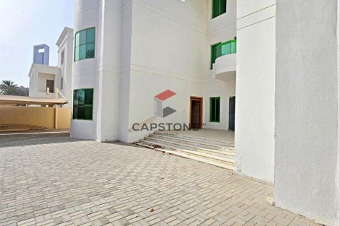 Villa de 7 dormitorios en Al Bateen, UAE No. 86291 3