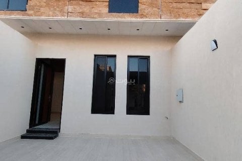 8 bedrooms Villa in Riyadh, Saudi Arabia No. 67485 16