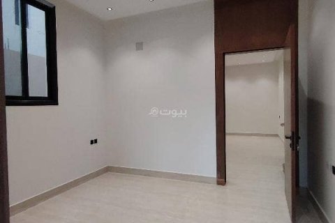 8 bedrooms Villa in Riyadh, Saudi Arabia No. 67485 17