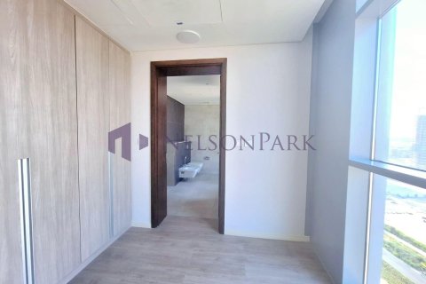 1 bedroom Apartment in Lusail, Qatar No. 60975 22