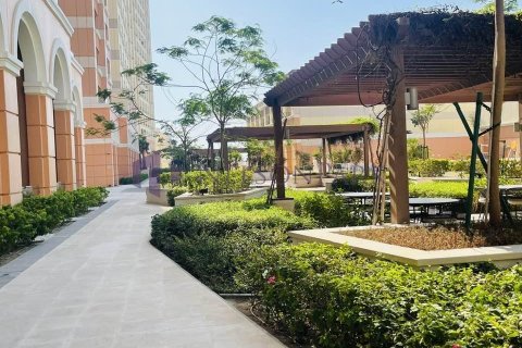 2 bedrooms Apartment in Doha, Qatar No. 60966 10