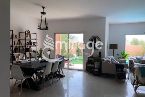 5 bedrooms Townhouse in Al Reef, UAE No. 81181 6