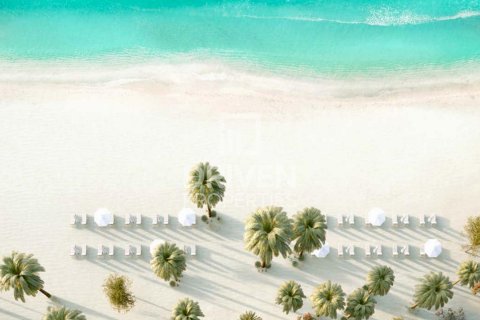 Appartement de 2 chambres à EMAAR Beachfront, UAE No. 84393 11
