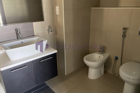 4 bedrooms Villa in Doha, Qatar No. 58468 16
