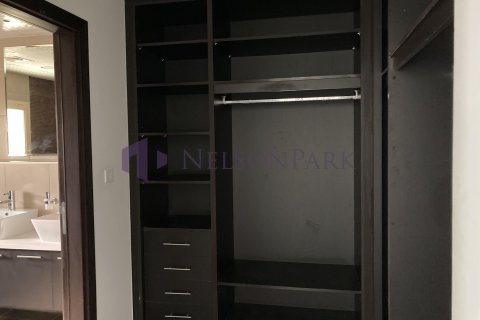 4 bedrooms Villa in Doha, Qatar No. 58468 13