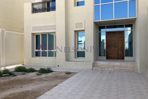 4 bedrooms Villa in Doha, Qatar No. 58468 22