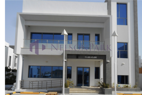 4 bedrooms Villa in Doha, Qatar No. 58469 1
