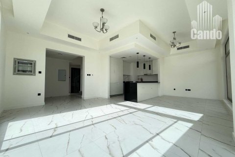 Townhouse de 4 dormitorios en District 11, UAE No. 72572 1