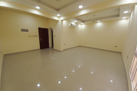 Villa de 5 dormitorios en Muscat, Oman No. 98889 5