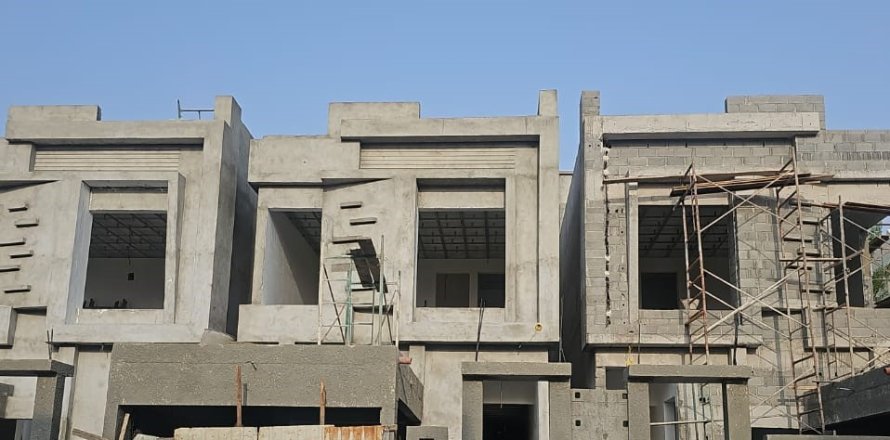 Villa de 6 dormitorios en Muscat, Oman No. 98888