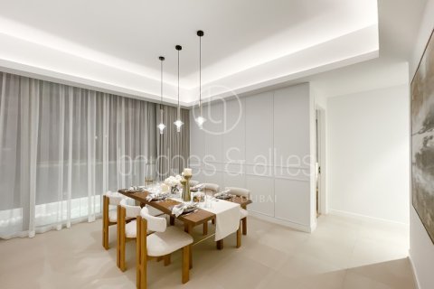Apartment de 2 dormitorios en Dubai, UAE No. 102402 5