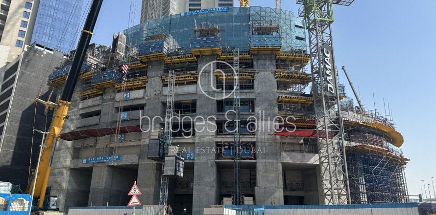 Appartement de 2 chambres à Business Bay, UAE No. 102401