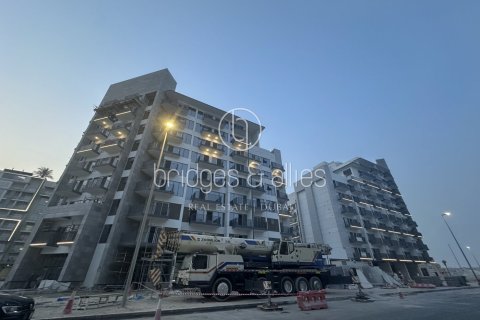 Apartment de 1 dormitorio en Dubai Studio City, UAE No. 102400 14