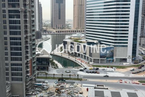 69مربع، مكتب في الخليج التجاري, الإمارات العربية المتحدة رقم 82668 8