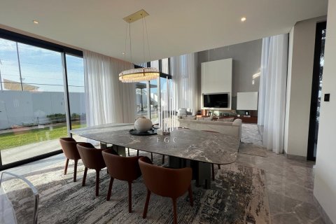 5 bedrooms Villa on the Saadiyat Island, UAE No. 73341 7
