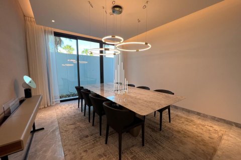 5 bedrooms Villa on the Saadiyat Island, UAE No. 73341 11