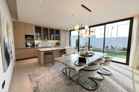 4 bedrooms Villa on the Saadiyat Island, UAE No. 73339 1