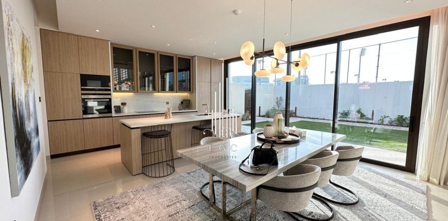 4 bedrooms Villa on the Saadiyat Island, UAE No. 73339