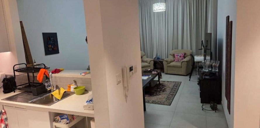Appartement de 2 chambres à Dubai, UAE No. 90485