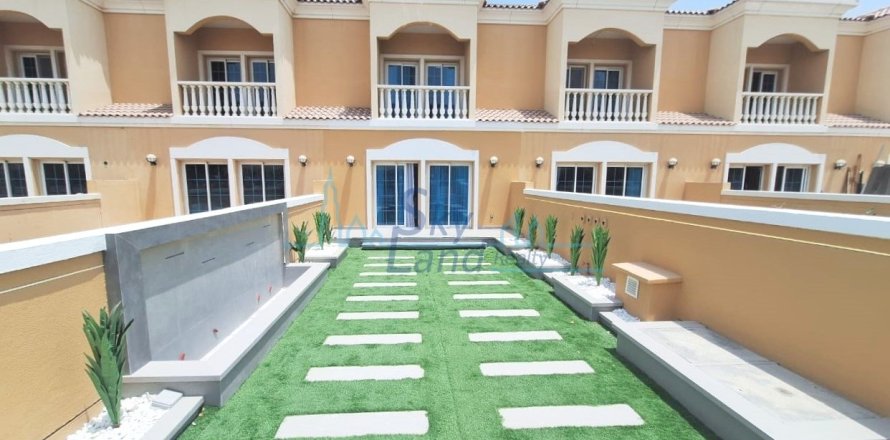 2 غرف نوم تاون هاوس في Jumeirah Village Triangle, الإمارات العربية المتحدة رقم 103032