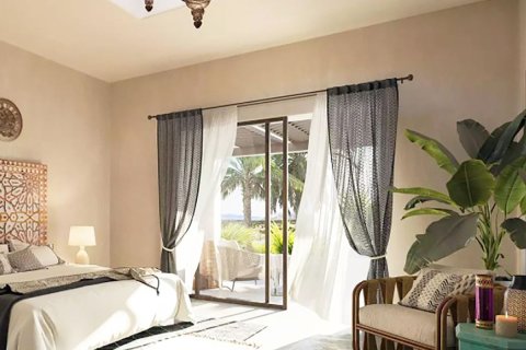 Commercial property de 3 dormitorios en Ghantoot, UAE No. 79853 13
