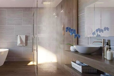 Commercial property de 3 dormitorios en Ghantoot, UAE No. 79853 10
