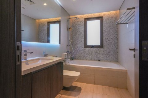 Commercial property de 4 dormitorios en  Yas Acres, UAE No. 79867 13